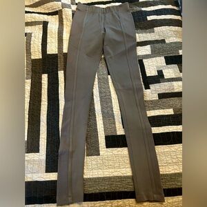 BCBGMaxAzria stretch grey leggings with detail